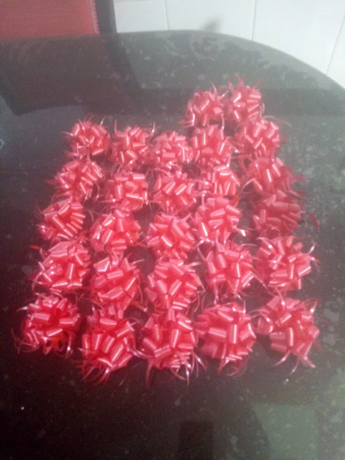 گل روی جعبه برای بسته بندی|گل مصنوعی|طسوج, |دیوار