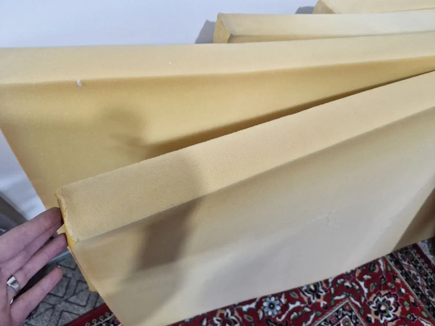 ابر نشیمن کنار اتاق|رختخواب، بالش، پتو|برخوار, |دیوار