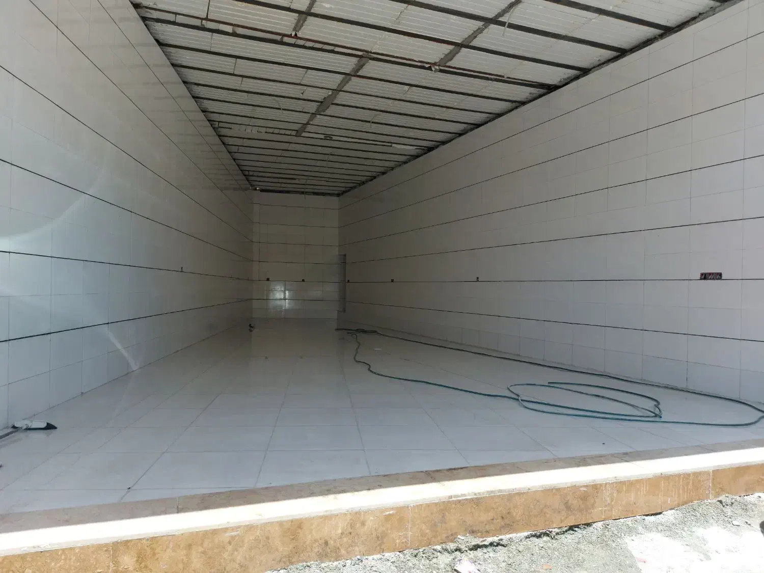 مغازه شهرک ورمقانی خیابان اصلی|اجارهٔ مغازه و غرفه|سنندج, |دیوار