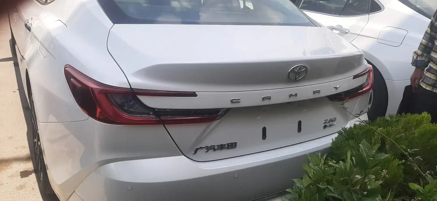 تویوتا کمری پریمیوم ۲۵۰۰ سی سی ۲۰۲۴|خودرو سواری و وانت|اراک, |دیوار