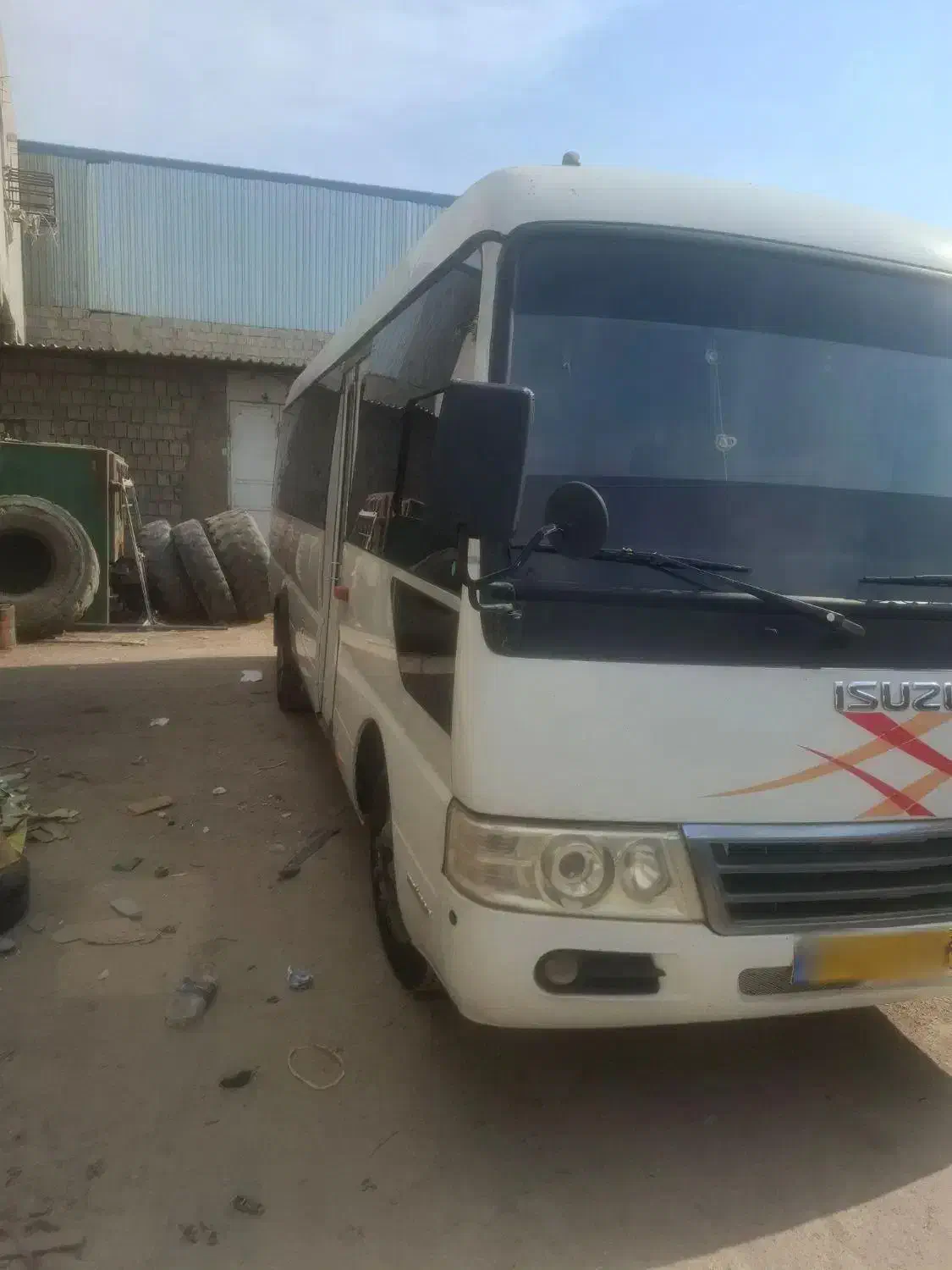 مینی بوس ایسوزو مدل ۹۷|خودرو سنگین|برازجان, |دیوار