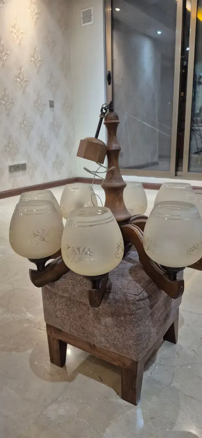 لوستر چوبی ۸ شاخه|لوستر و چراغ آویز|تهران, سازمان برنامه شمالی|دیوار