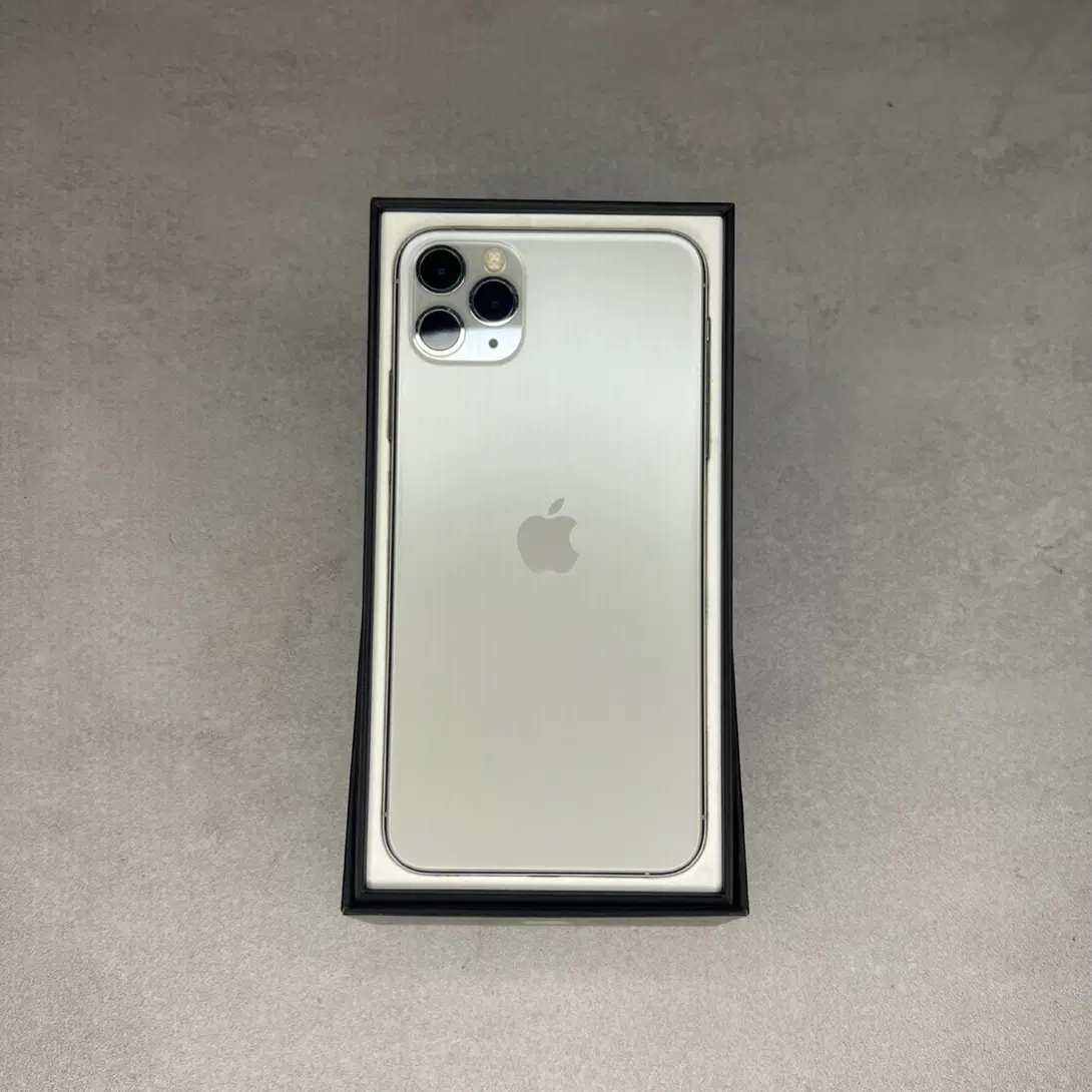 ۱۱ پرو ۲۵۶ 11pro 256|موبایل|تهران, ونک|دیوار