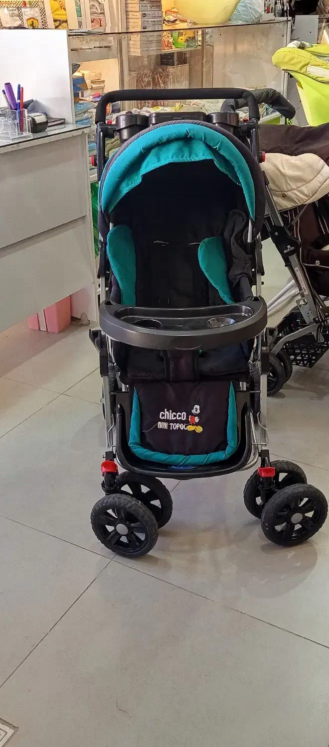 سه تا کالسکه|کالسکه و لوازم جانبی|سیلوانه, |دیوار