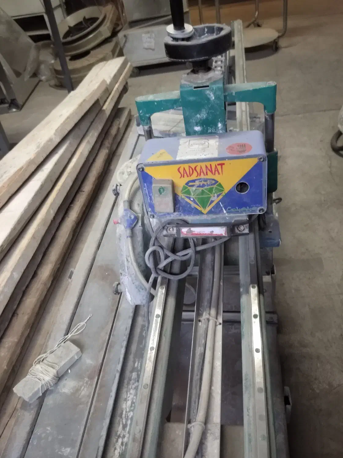 فروش لوازم ساختمانی بالابر سنگ بر موتور آسانسور|مصالح و تجهیزات ساختمان|قدس, شهرقدس|دیوار