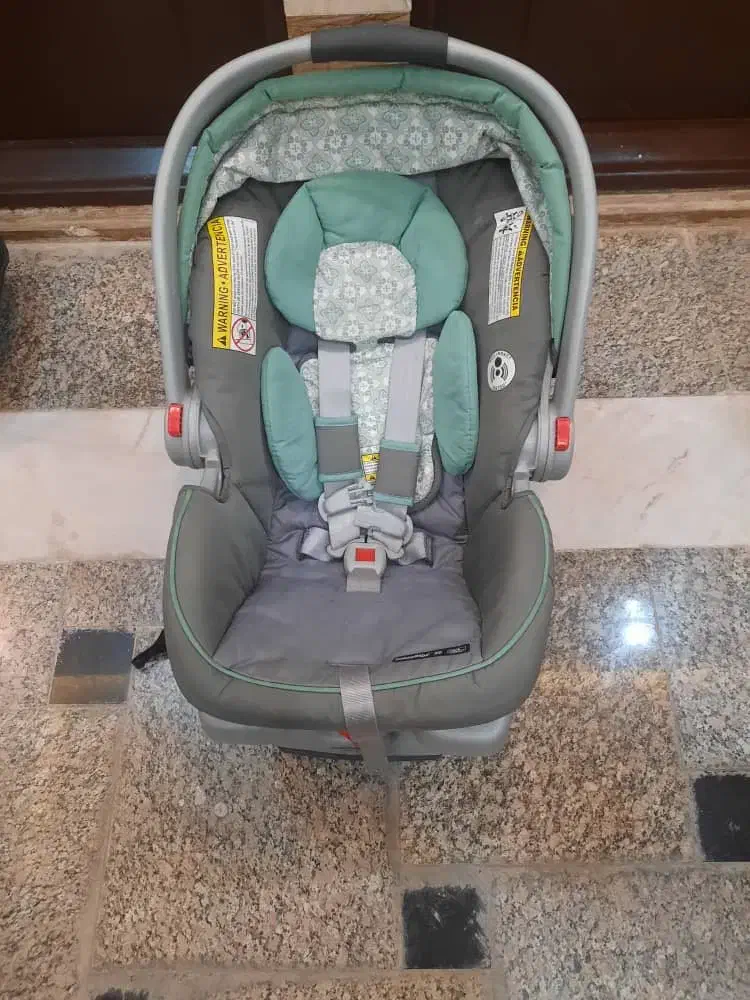 صندلی ماشین و لریر|تخت و صندلی بچه|دورود, |دیوار