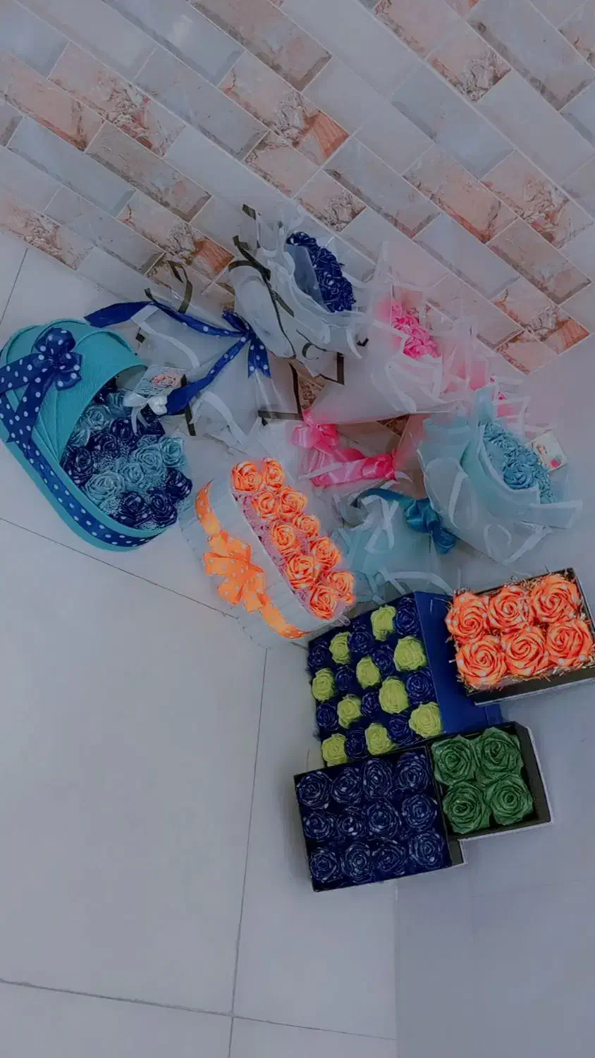 باکس هدیه گل|گل مصنوعی|اسلام‌شهر, شهرک سعیدیه|دیوار