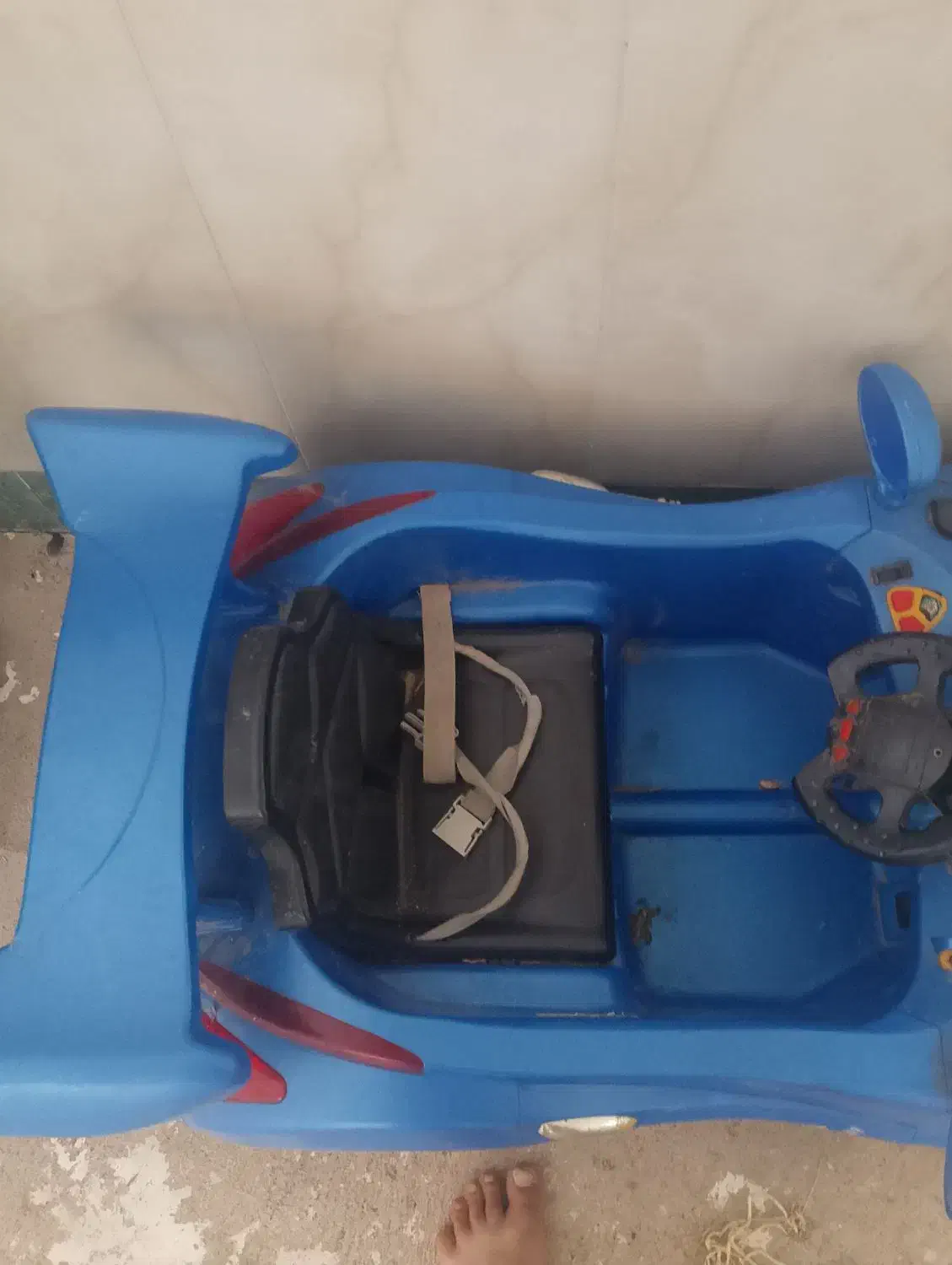 ماشین آبی خوشگل|اسباب و اثاث بچه|تایباد, |دیوار