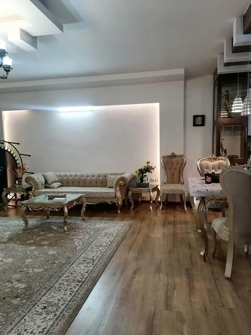 واحد آپارتمان بهترین موقعیت مکانی خ ذوالفقار|فروش آپارتمان|مشهد, امیر|دیوار