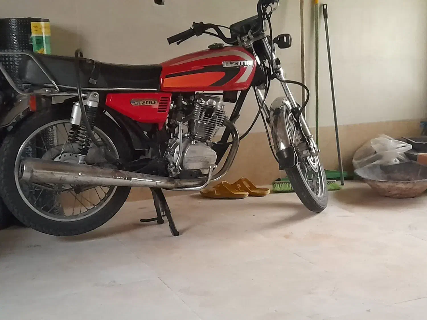 موتورسیکلت|موتورسیکلت|قم, وادی السلام|دیوار