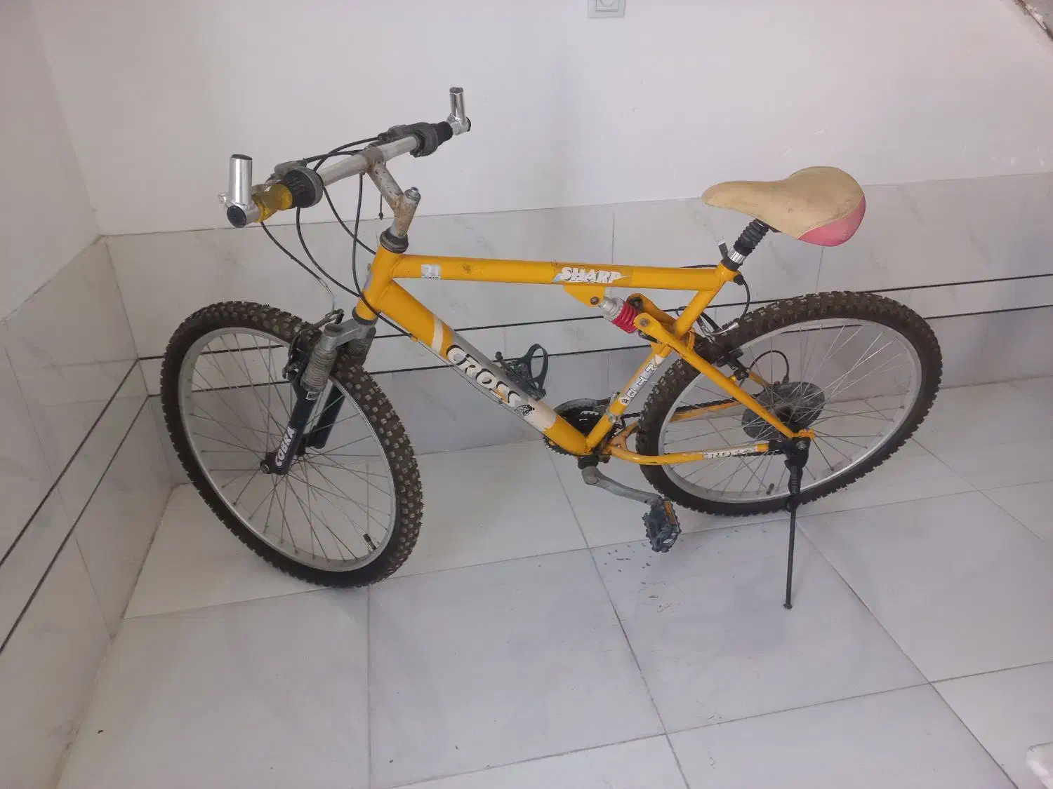 دوچرخه ۲۶ ، کارکرده|دوچرخه، اسکیت، اسکوتر|نی‌ریز, |دیوار