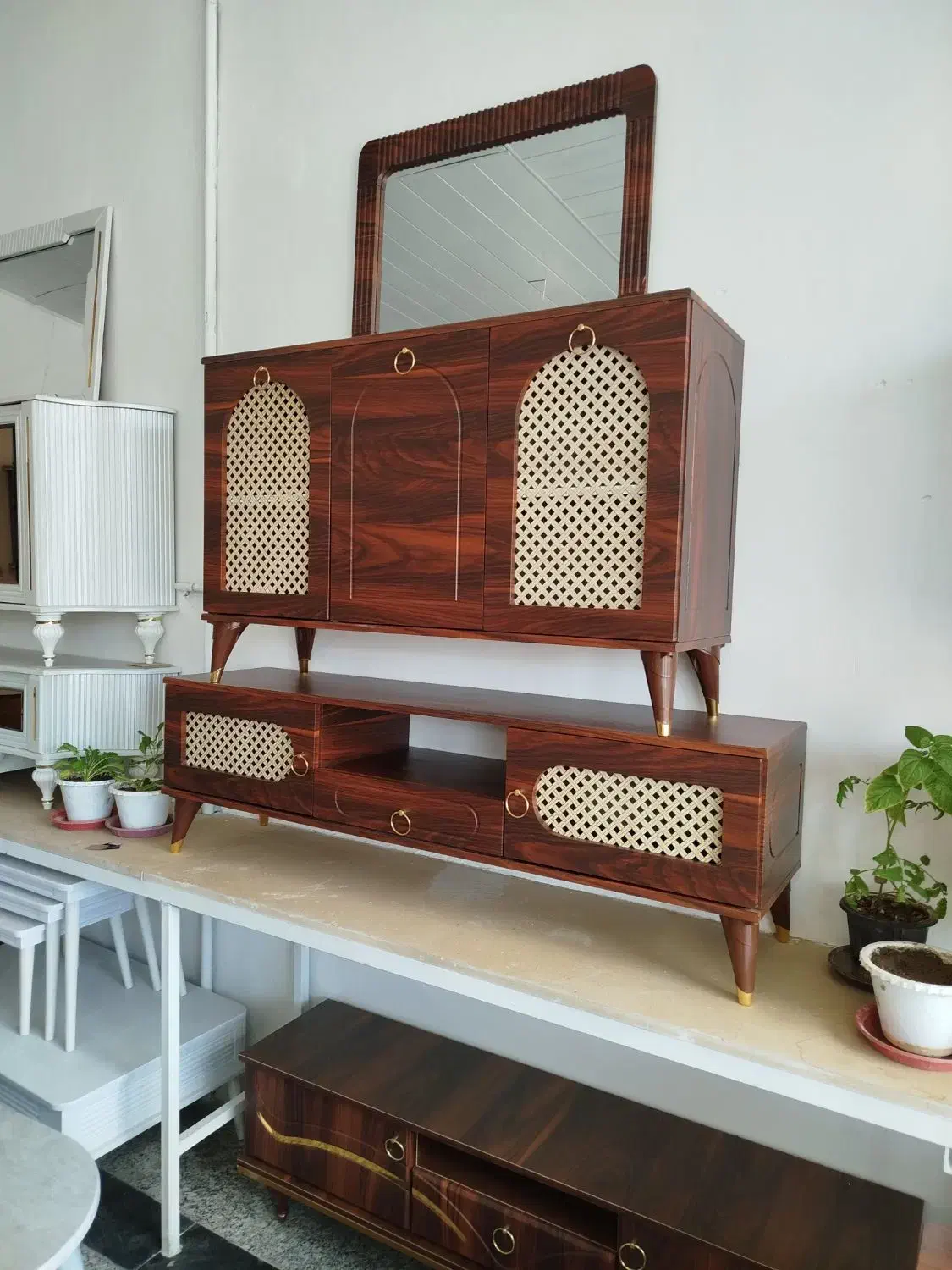 کنسول با میز تلویزیون مدل حصیری|بوفه، ویترین، کنسول|اردبیل, |دیوار