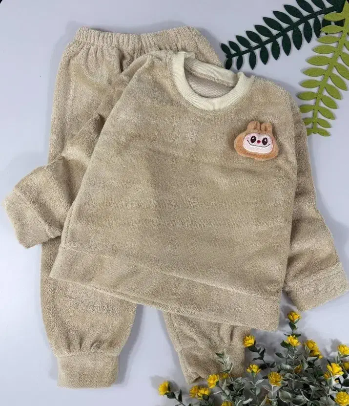 لباس ست پولیشی عروسکی|کفش و لباس بچه|فیروزآباد (فارس), |دیوار