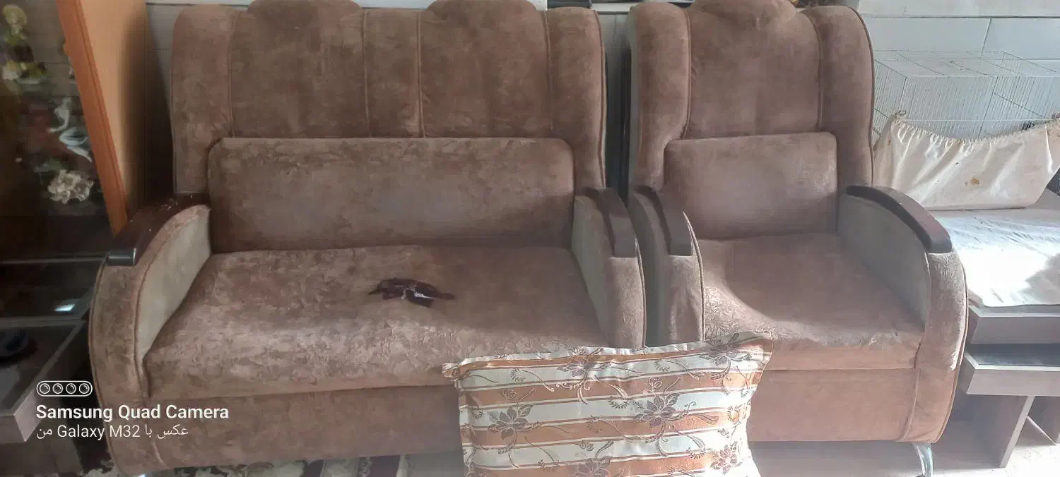 مبل هفت نفره مخمل با عسلی|مبلمان خانگی و میز عسلی|نیشابور, هفده شهریور|دیوار
