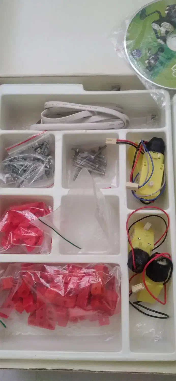 رباتیک نو با جعبه قیمت ۱۵۰۰|اسباب‌‌بازی|کرج, شهرک نهال و بذر|دیوار