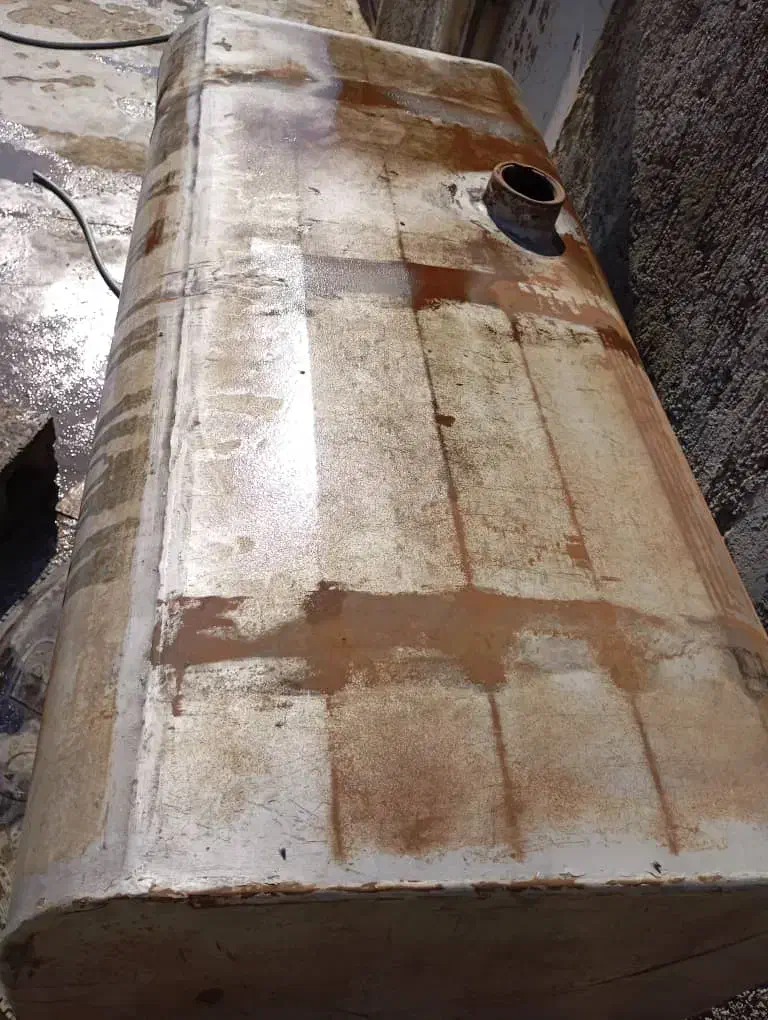 باک 600 لیتری و بادگیر ایسوزو ۵ تن|قطعات یدکی و لوازم جانبی|بندرعباس, |دیوار