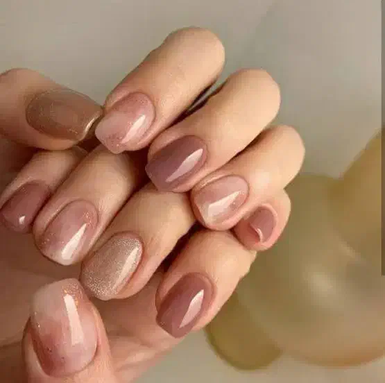 کاشت ناخن ترمیم ژلیش|خدمات آرایشگری و زیبایی|شیراز, شهرک امیر کبیر|دیوار