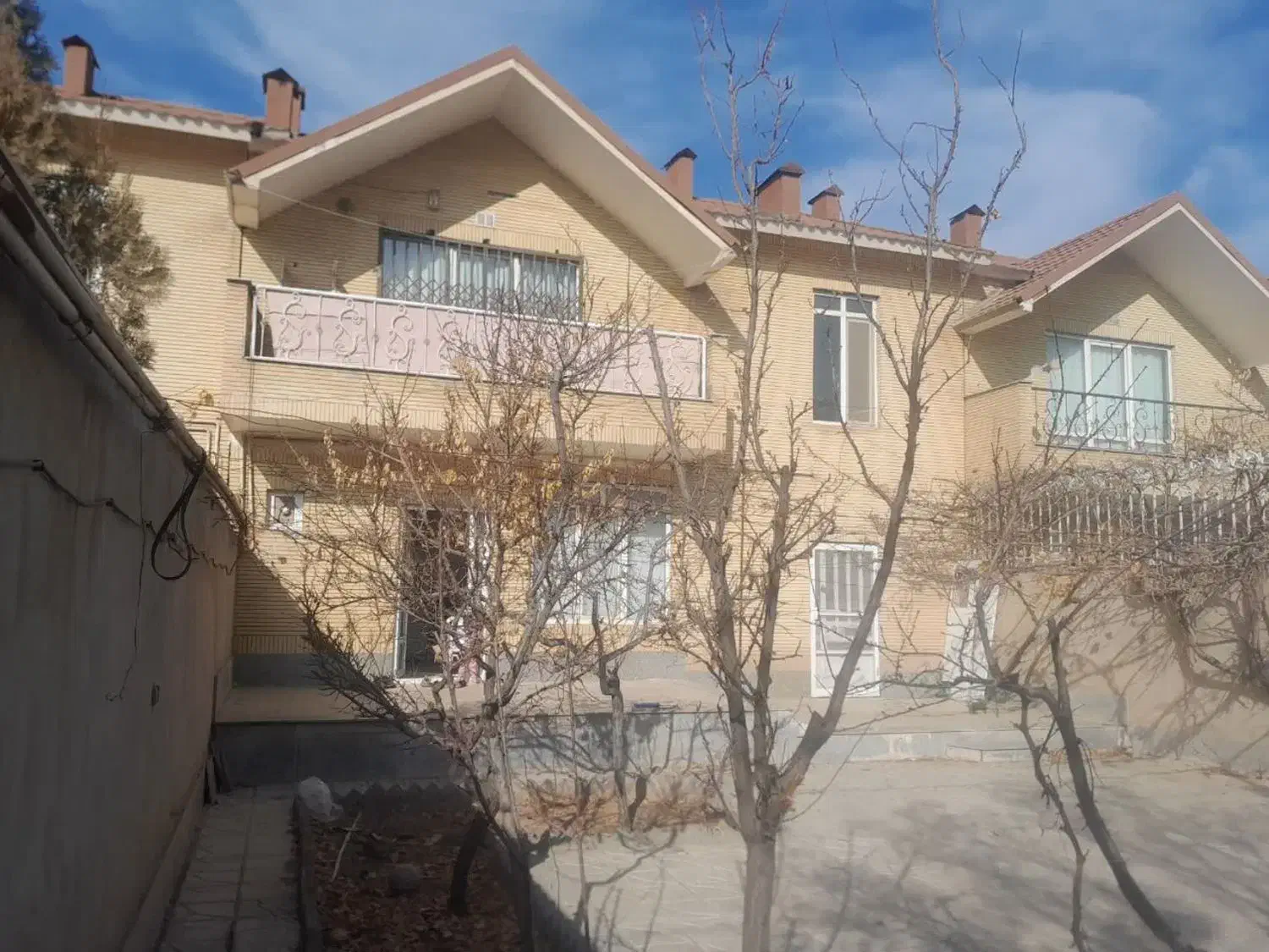 اپارتمان ویلایی|فروش خانه و ویلا|گلبهار, شهر جدید گلبهار|دیوار