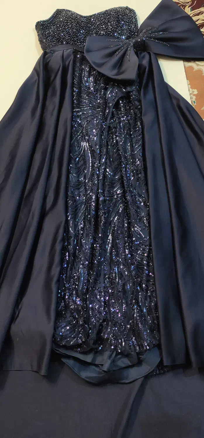 لباس مجلسی|لباس|فولادشهر, C4|دیوار