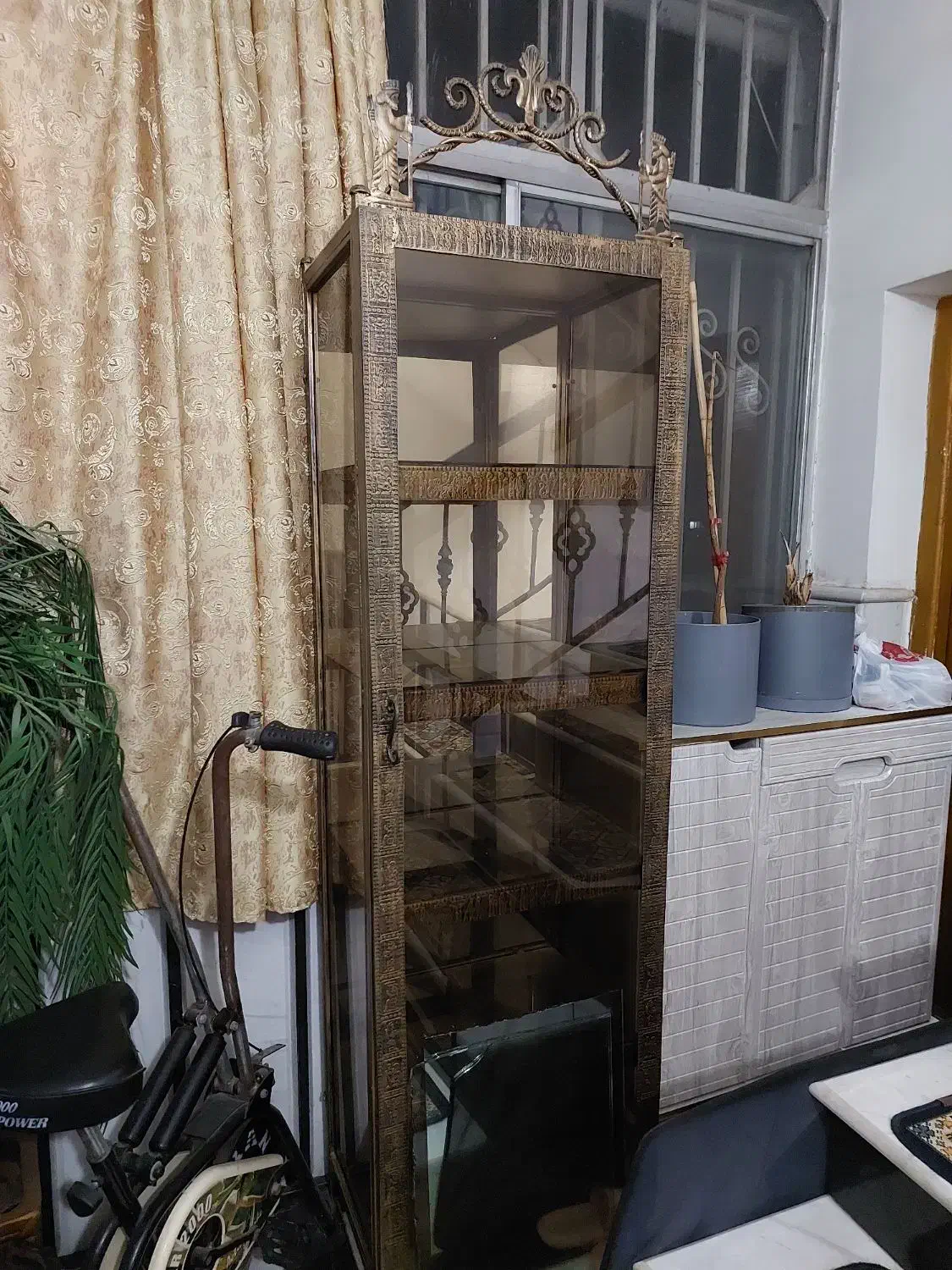 بوفه فلزی طرح هخامنش|بوفه، ویترین، کنسول|رشت, فلسطین|دیوار