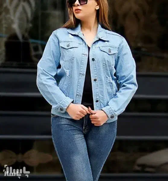 کت لی|لباس|قم, باجک یک|دیوار