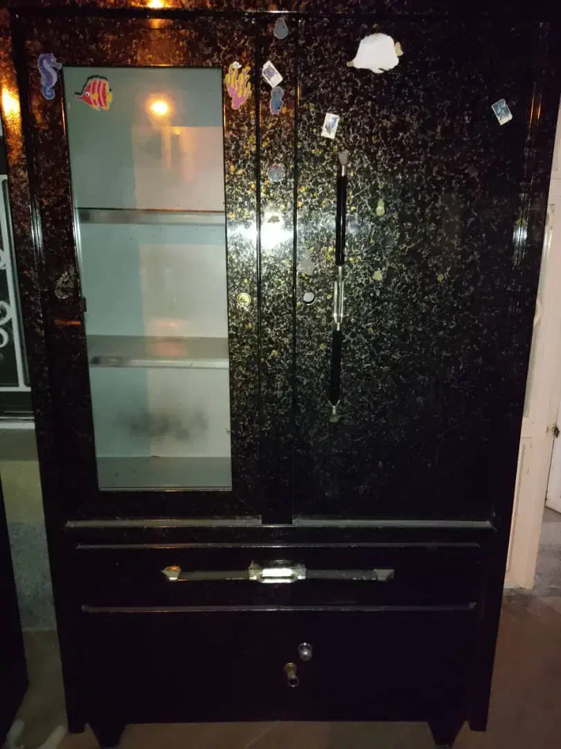 کمد فلزی بچه|جاکفشی، کمد، دراور|شیراز, فرودگاه شهید دستغیب شیراز|دیوار