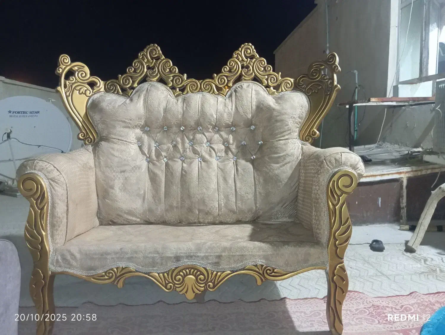 مبل سلطنتی سالم|مبلمان خانگی و میز عسلی|سراوان, |دیوار