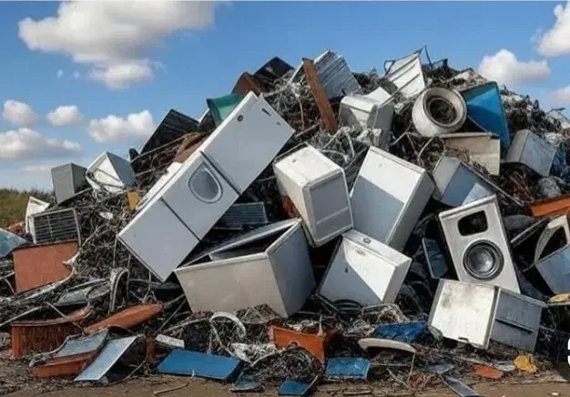 ضایعات.|فعالیت داوطلبانه|گلبهار, شهر جدید گلبهار|دیوار