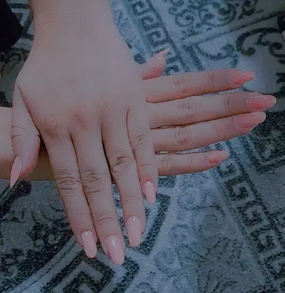 کاشت و لمینت ناخن|خدمات آرایشگری و زیبایی|گنبد کاووس, |دیوار