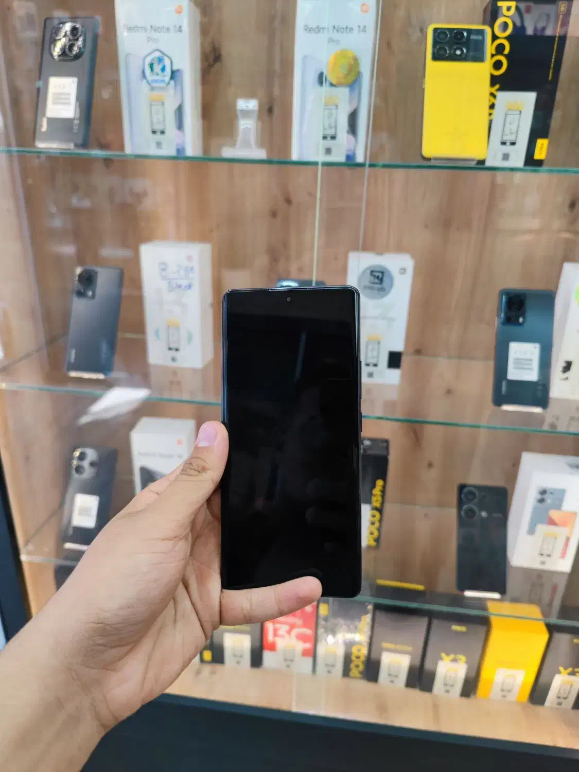 خرید و فروش انواع گوشی های نو و دست به بهترین قیمت|موبایل|زرند, |دیوار