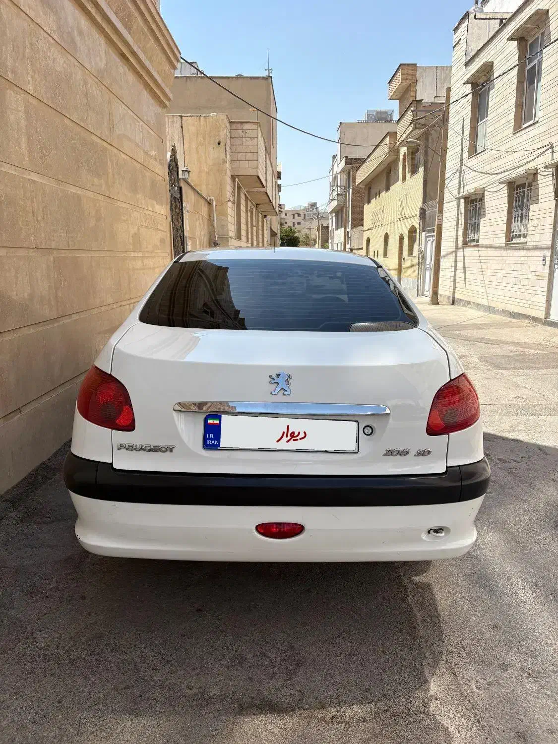 پژو ۲۰۶ sd v20 مدل ۹۰ سفید|خودرو سواری و وانت|شیراز, زرهی|دیوار
