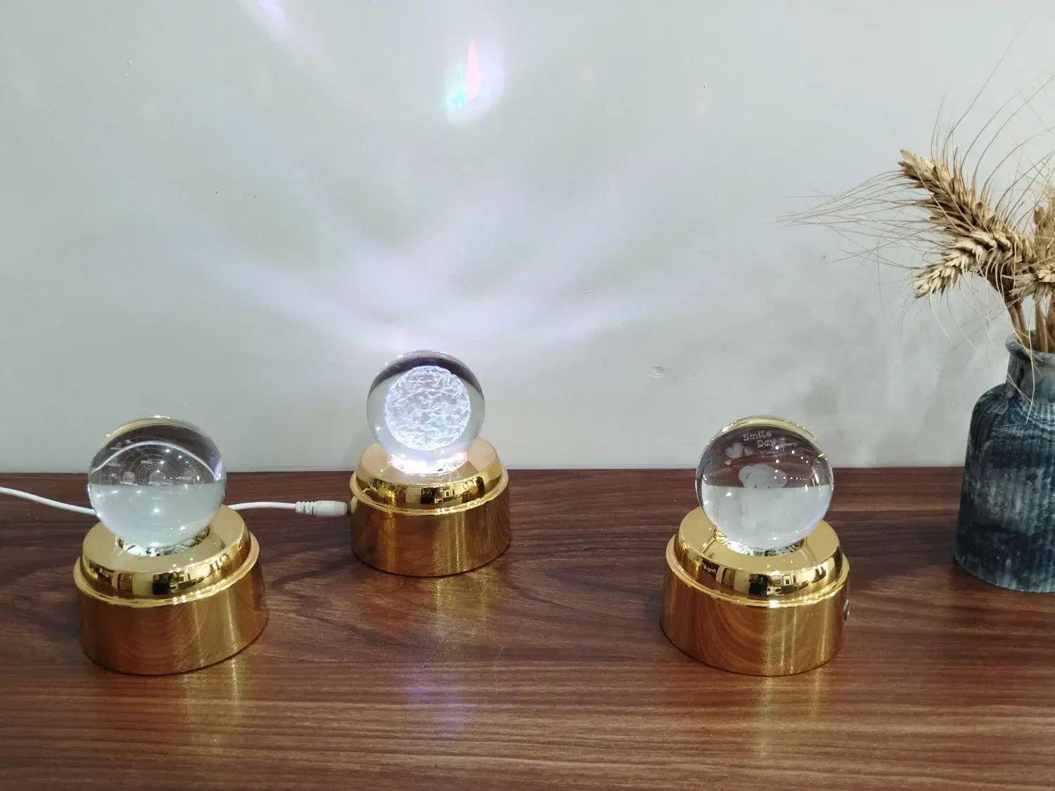 گوی چرخشی ۷ رنگ|صنایع دستی و سایر لوازم تزئینی|گلبهار, شهر جدید گلبهار|دیوار