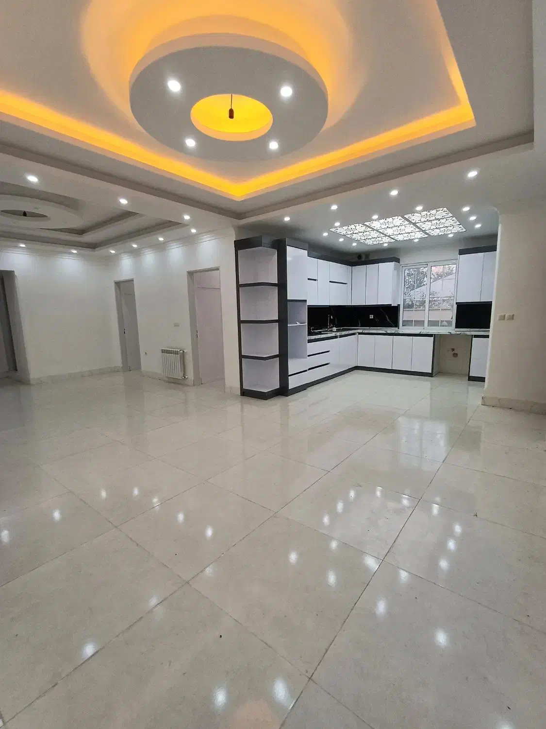 ویلای ۲۱۴متر نوساز۹۰متر بنا|فروش خانه و ویلا|صومعه‌سرا, |دیوار