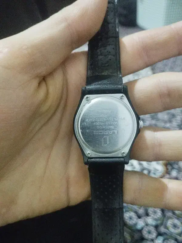 ساعت لاروس|ساعت|ارومیه, |دیوار