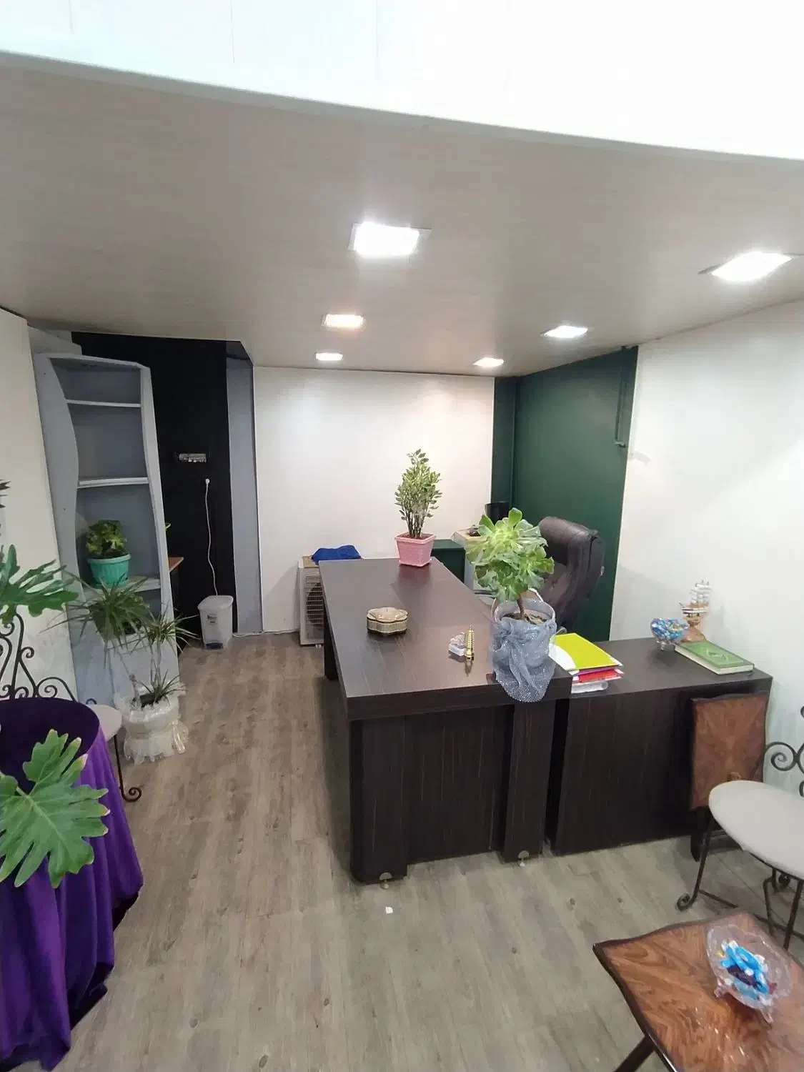 رهن مغازه ۲۰متری تختی  بغل بانک ایران زمین|اجارهٔ مغازه و غرفه|رشت, سعدی (تختی)|دیوار