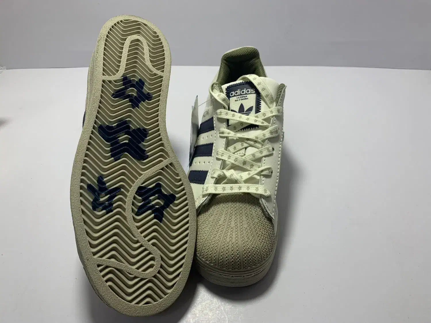 ادیداس سوپر استار|کیف، کفش، کمربند|کرج, فاز ۳ مهرشهر|دیوار