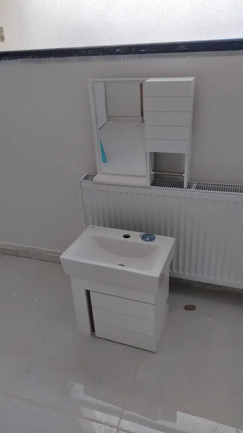 آینه،روشویی،باکس(کابین)|لوازم سرویس بهداشتی|اصفهان, ارغوانیه|دیوار