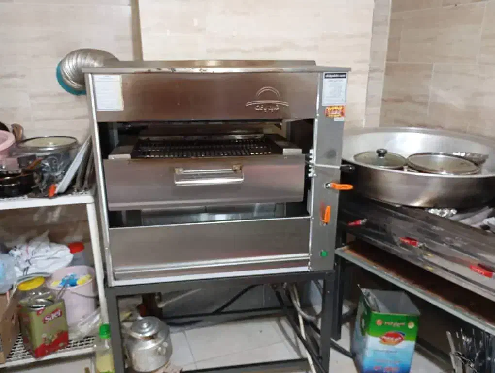 واگزاری و فروش تجهیزات اشپزخانه درحدنو هادیشهرجلفا|کافیشاپ و رستوران|جلفا, |دیوار