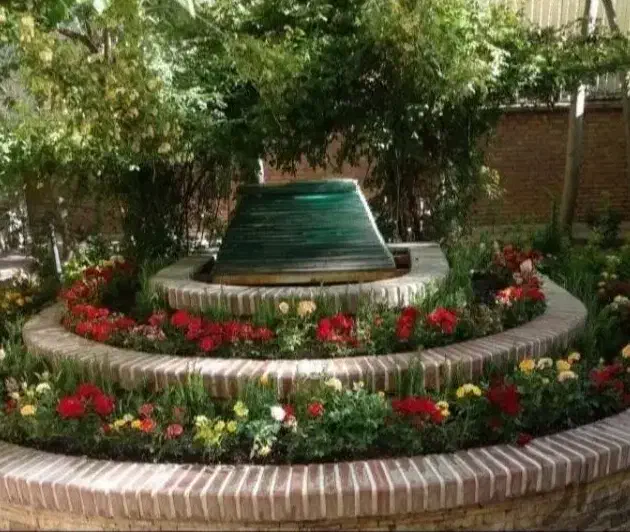 خدمات باغبانی باغچه کاری گلکاری هرس کاری بیل زنی|خدمات حمل و نقل|پرند, فاز ۶|دیوار