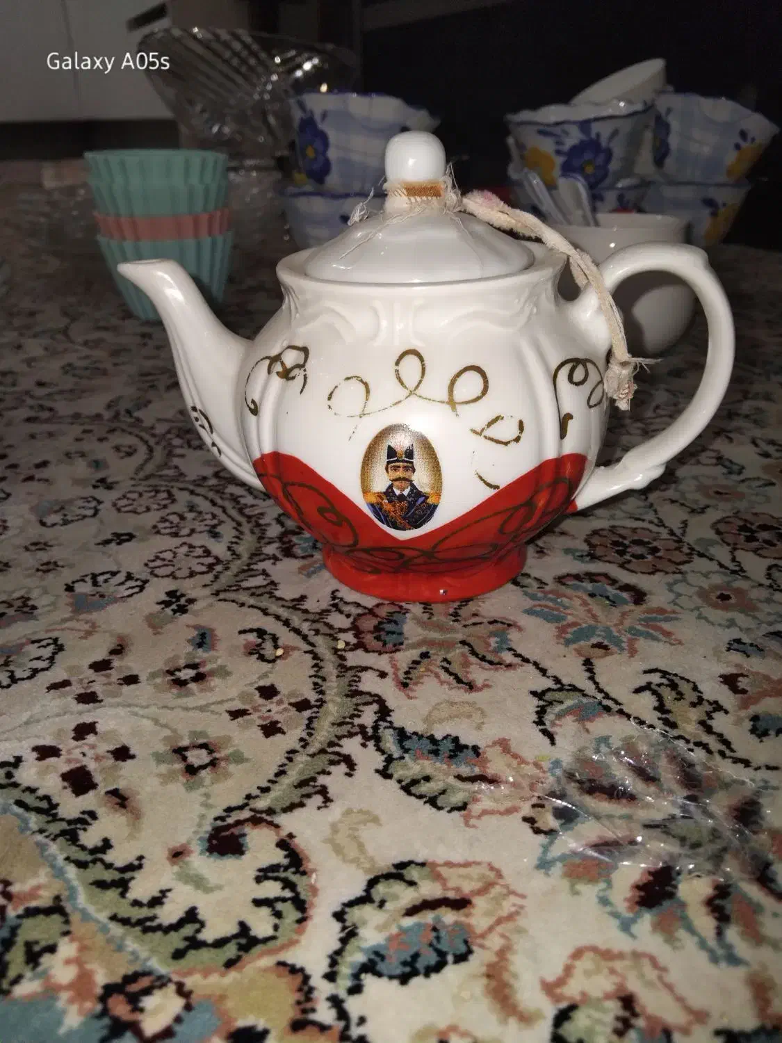 عکسهارو ببینیدهمشون نهصدوپنجاه|ظروف سرو و پذیرایی|تهران, امام حسین|دیوار