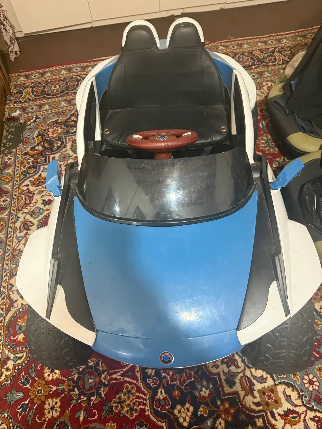 ماشین شارژی|اسباب‌بازی بچه|بندرعباس, |دیوار