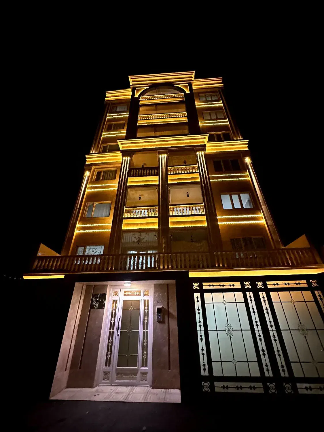 آپارتمان ۱۸۵ متری شرایط پرداخت شهرک فرهنگیان|فروش آپارتمان|نیشابور, شهرک فرهنگیان|دیوار