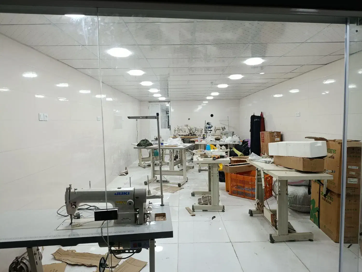 فروش چرخ استوک اماراتی|چرخ خیاطی و ریسندگی|بندر گناوه, |دیوار