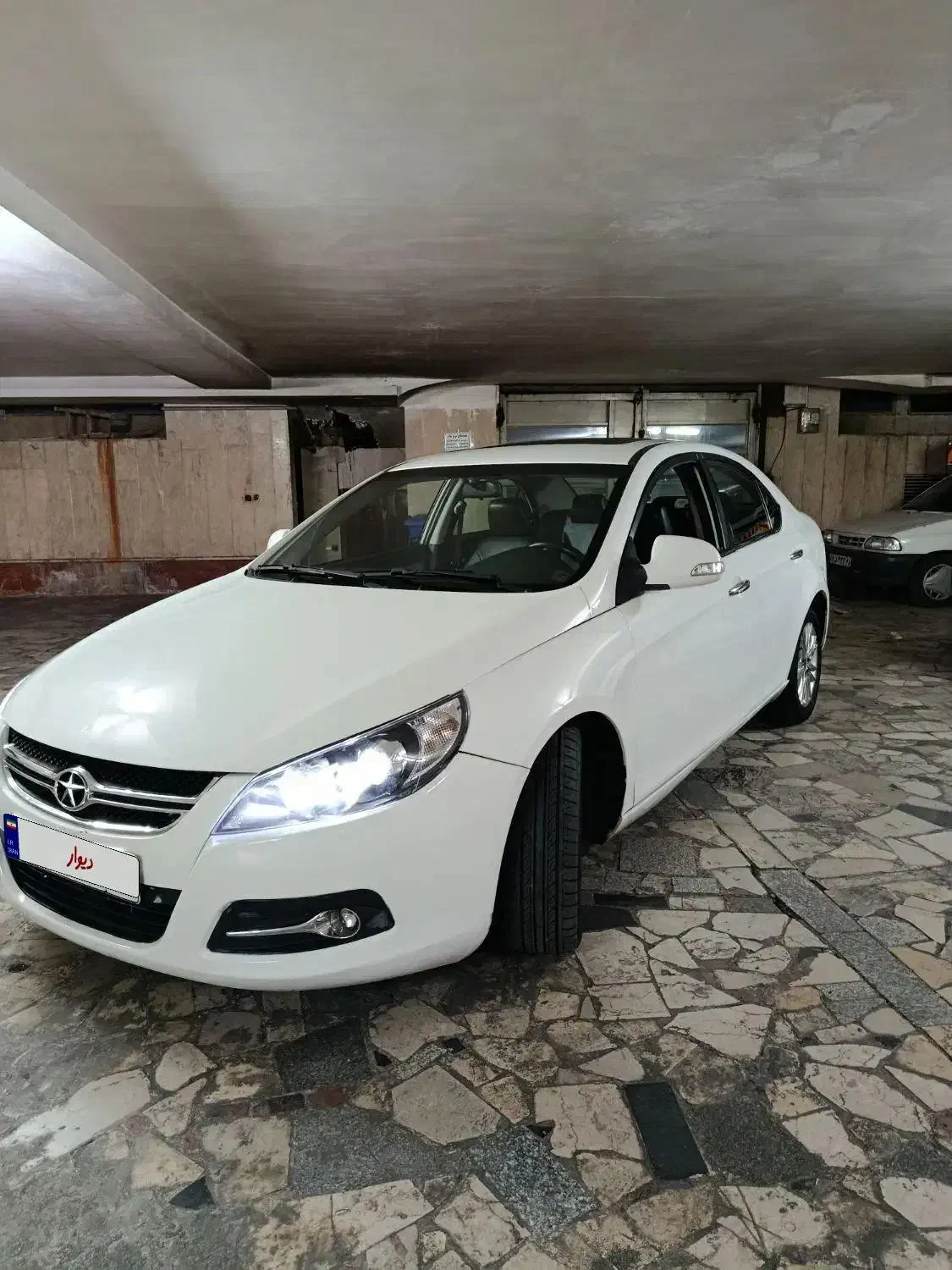 جک جی ۵ سفید مدل ۹۳ j5 اتوماتیک|خودرو سواری و وانت|کرج, گلشهر|دیوار