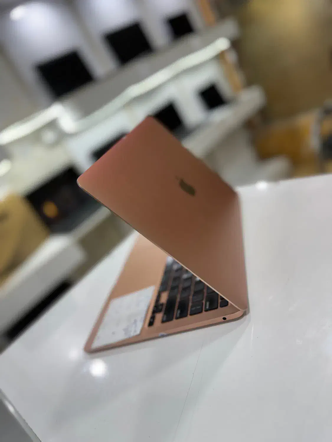 مک بوک پرو ۲۰۲۰شهرلپ تاپ صادقی|رایانه همراه|خرم‌آباد, |دیوار