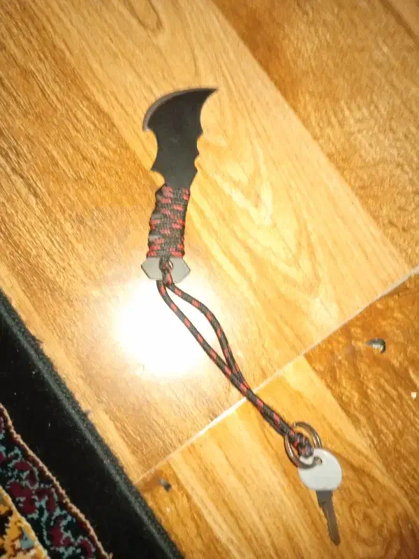 چاقو|کلکسیون اشیاء عتیقه|گرگان, |دیوار