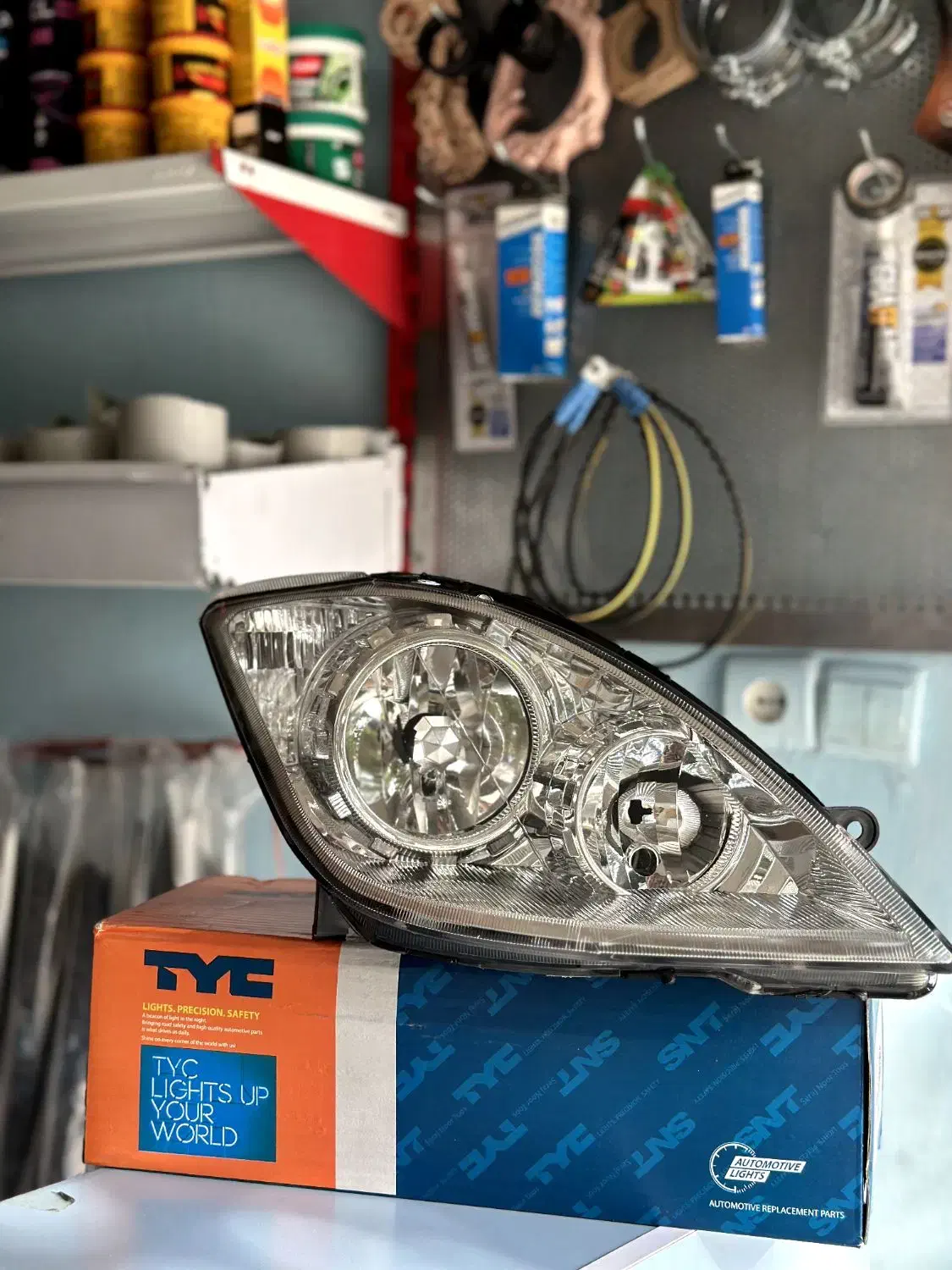 چراغ جلو پراید۱۳۱ / چراغ خطر پراید۱۳۱/طلق چراغ۲۰۶|قطعات یدکی و لوازم جانبی|مشهد, مهدی آباد (بلوار توس)|دیوار