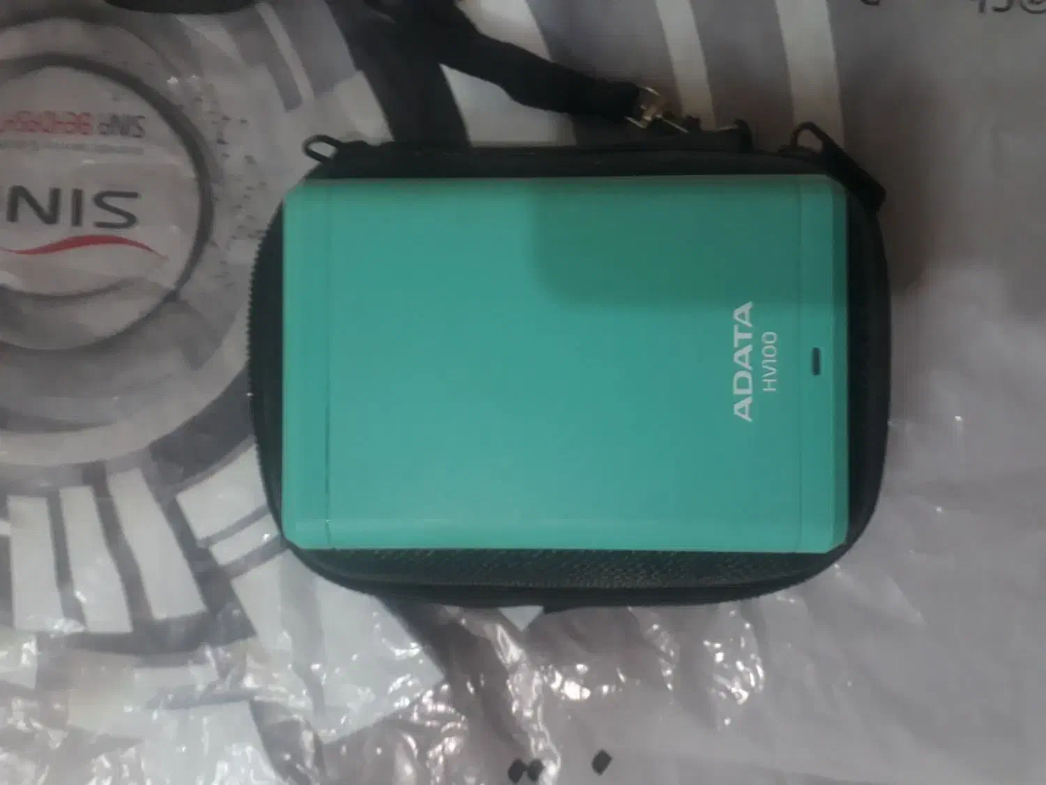 هارد یک ترا اکسترنال Adata|قطعات و لوازم جانبی رایانه|شیروان (خراسان), |دیوار