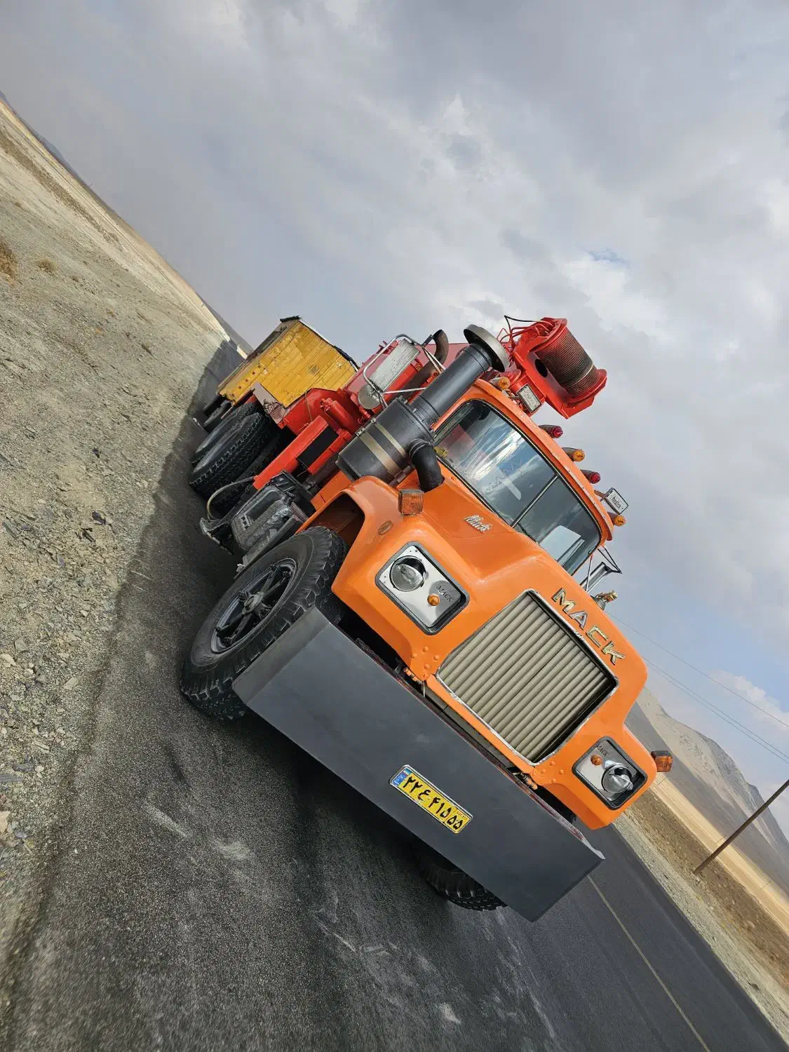 جرثقیل،یدک کش سنگین اناری|خدمات حمل و نقل|اراک, |دیوار