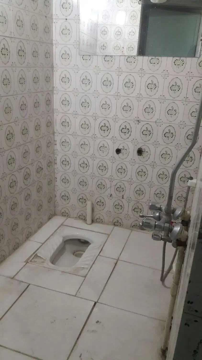 واحد ۳۸ متری  مجردی آقا